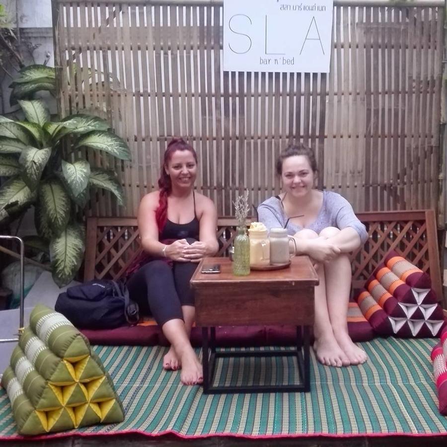 Auberge de jeunesse Sla Bar N'Bed à Bangkok Extérieur photo